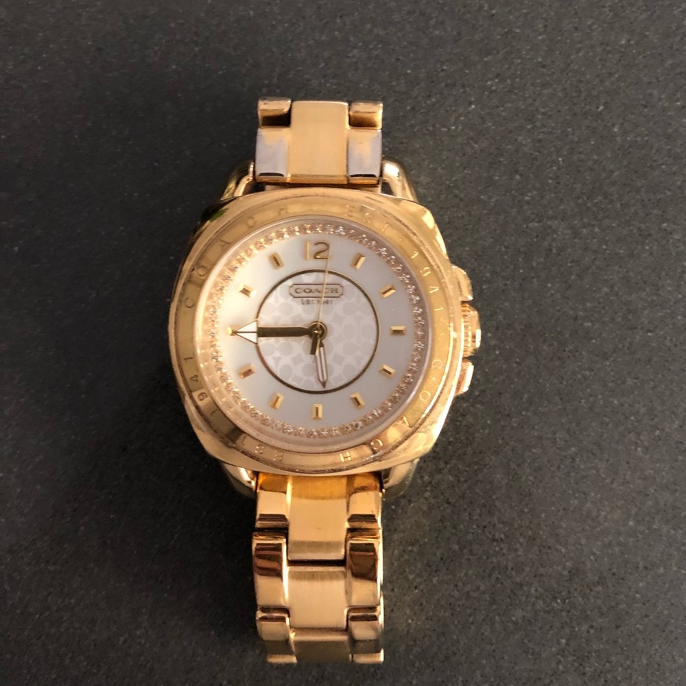 Coach Gold Watch - Picture 4 of 4